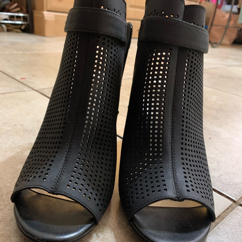 ANA Heels 🛑